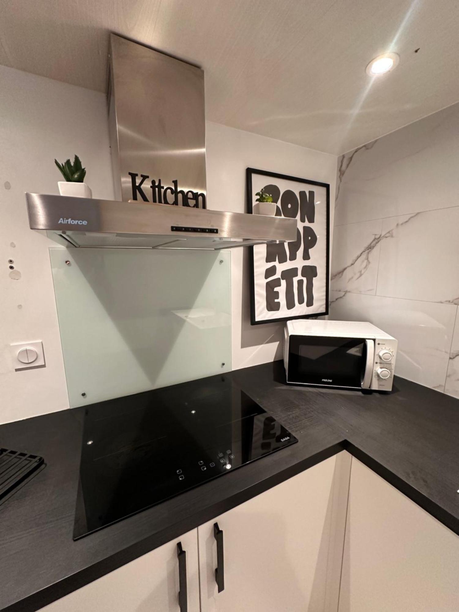 Jolie Dependance Equipee Apartment Cholet Bagian luar foto